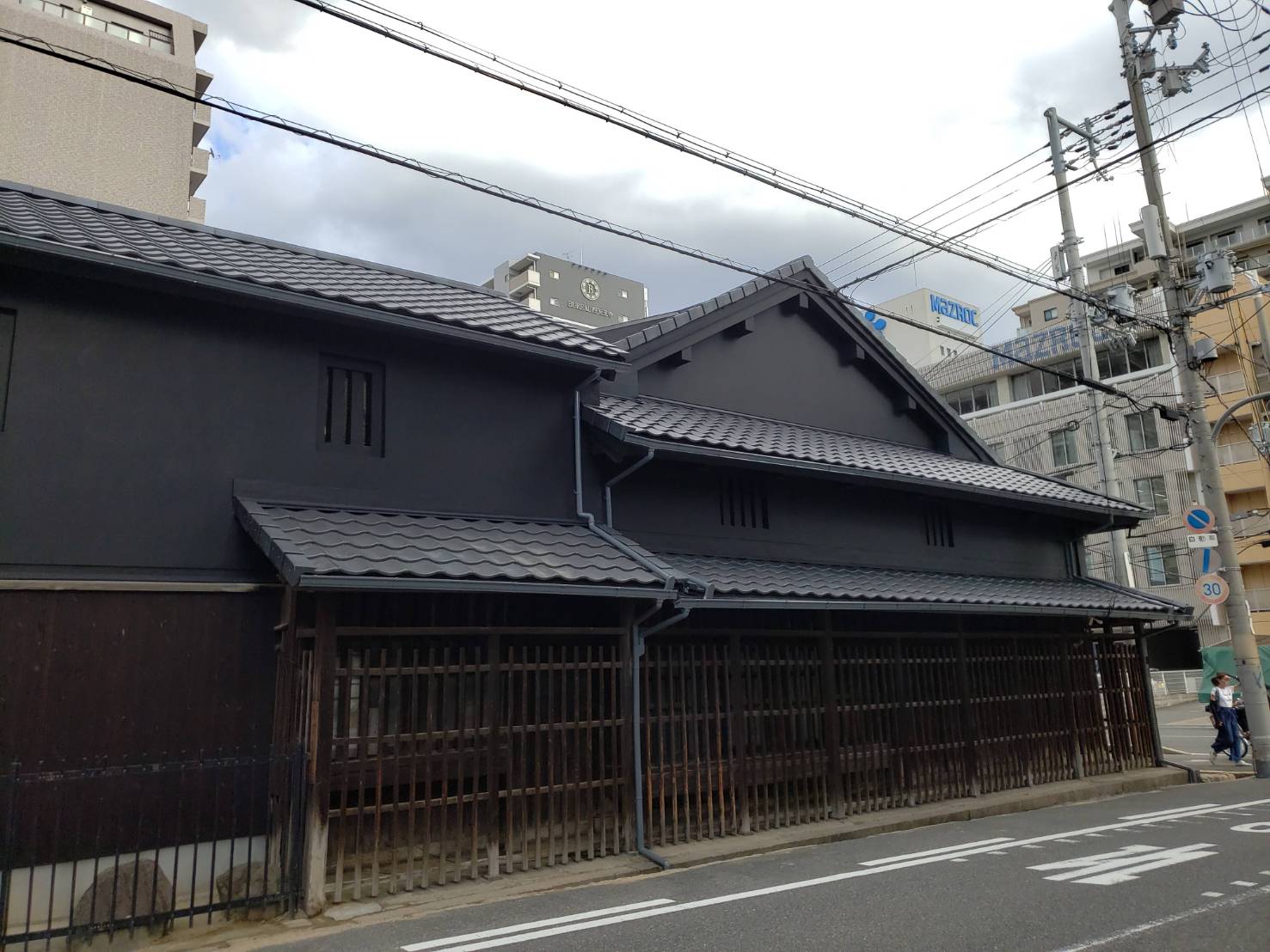 大阪市天王寺区 屋根改修 完成 — 武内工房